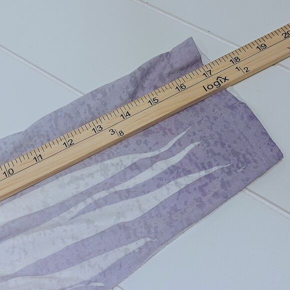 Zenergy by Chico's Women's 3 Rhinestone Graphic Top Purple Medallion 3/4 Sleeve - Picture 11 of 12